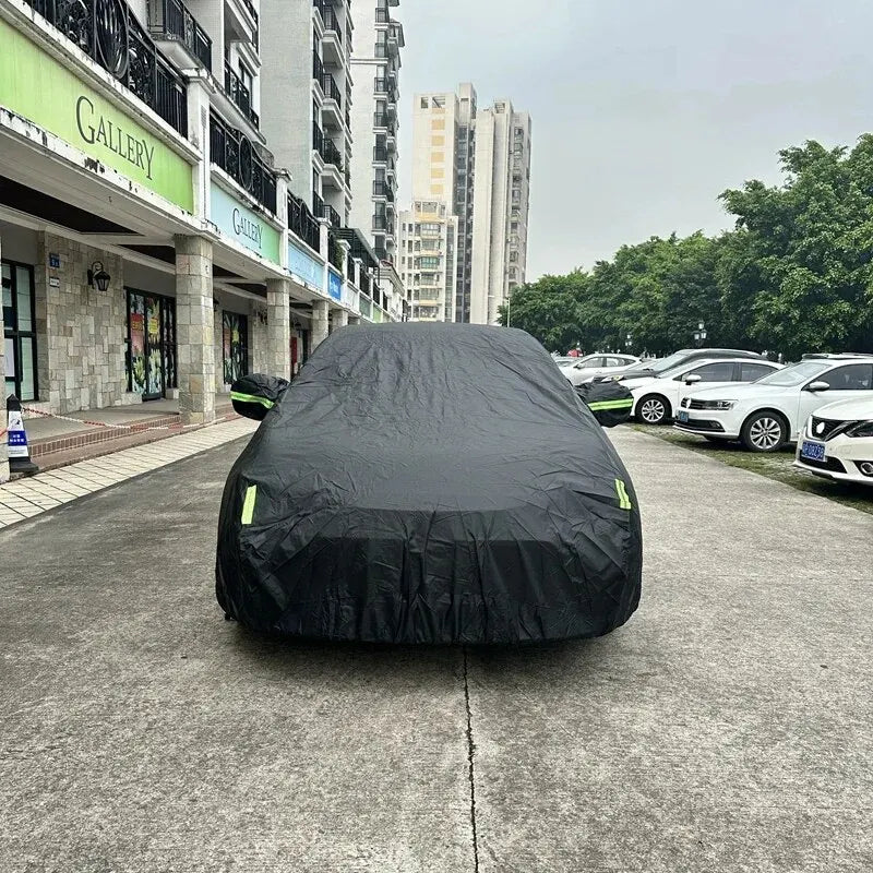 Capa de Carro Completa com Faixas Reflexivas e Proteção Solar e UV